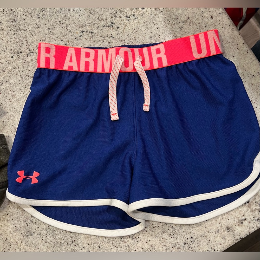 Girls Under Armour Shorts Youth Medium